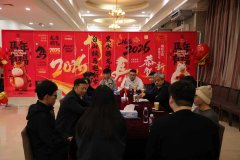 冯夏庭取学生代表座谈交换